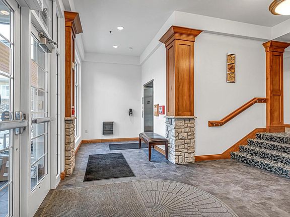 3rd image of 832 N 6th STREET #111