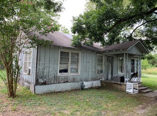 100 S Wright Ave, Kerens, TX 75144