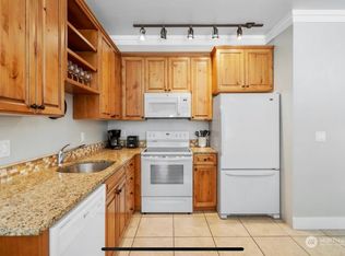 23772 Crescent Bay Dr NW #104, Quincy, WA 98848