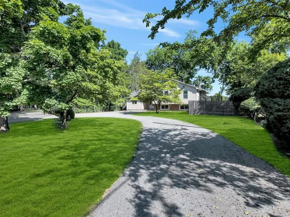 267 Half Hollow Road, Deer Park, NY 11729