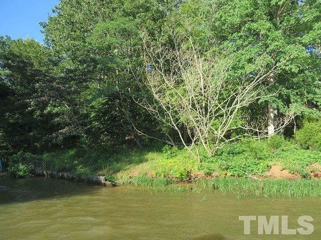 2nd image of 24/25 Cabin Point Rd