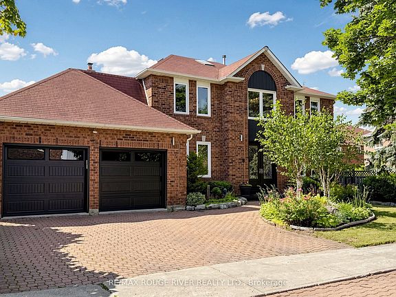 2nd image of 4 Atrium Ln