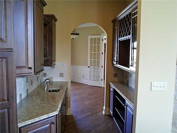 4th image of 1029 Lair Ct