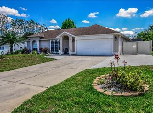 711 Oakpark Loop, Davenport, FL 33837