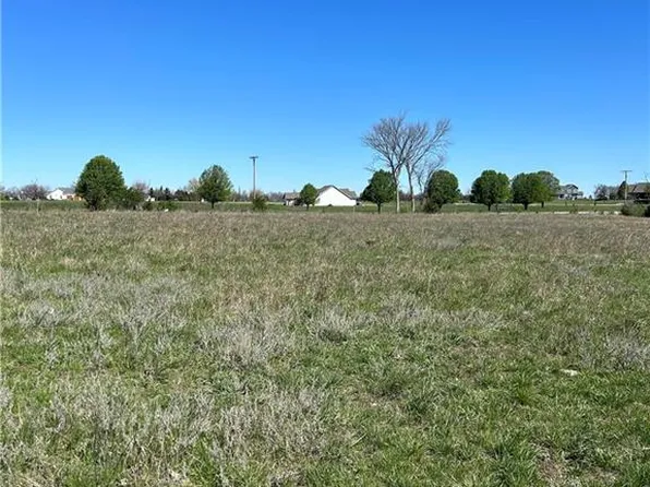 2008 Old 50 Hwy, Ottawa, KS 66067