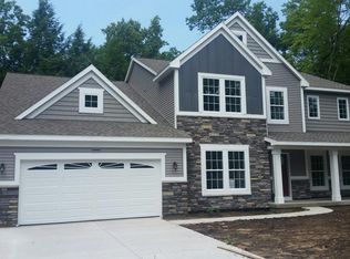 14545 Manor Rd, Grand Haven, MI 49417