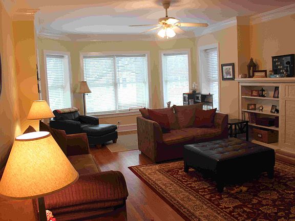 5th image of 2732 W Winnemac Ave APT 2