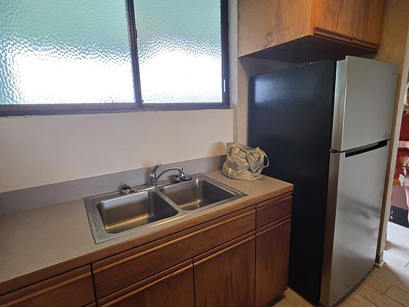 4th image of 1875 Kalanianaole St APT 608