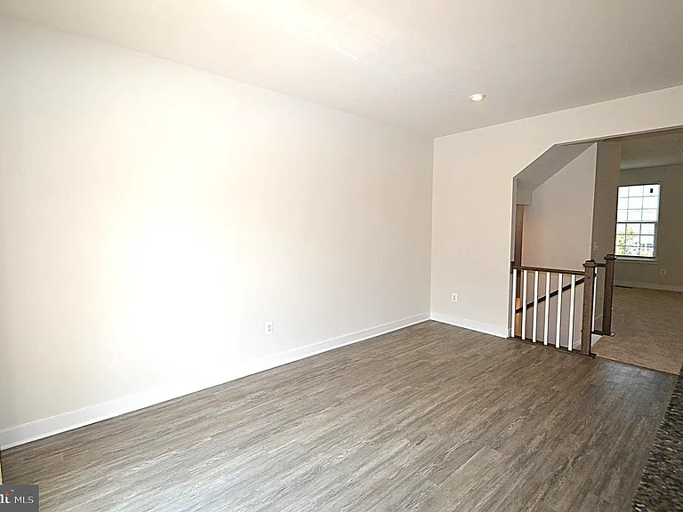11328 Willow Green Cir — Photo 17
