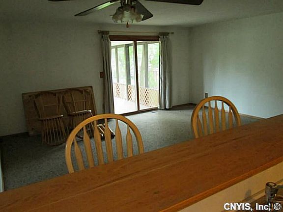 4th image of 6097 Bethlehem Ln