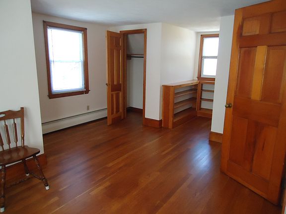 5th image of 95 Cedar Ln