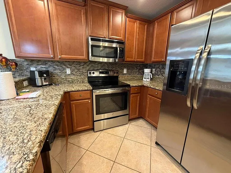 8931 Azalea Sands Ln — Photo 4