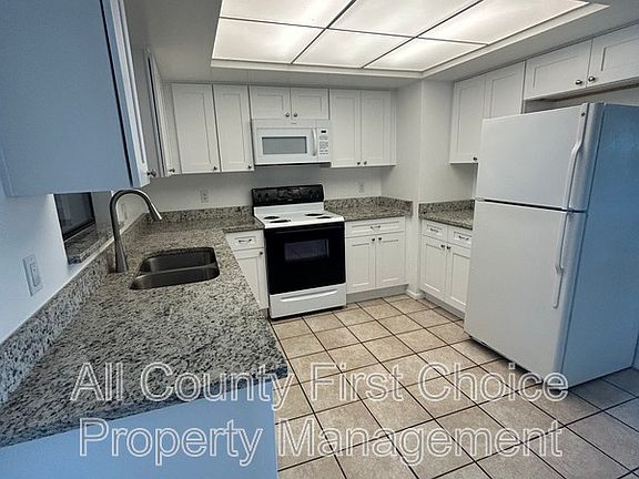 3rd image of 13135 Washington Ave #B