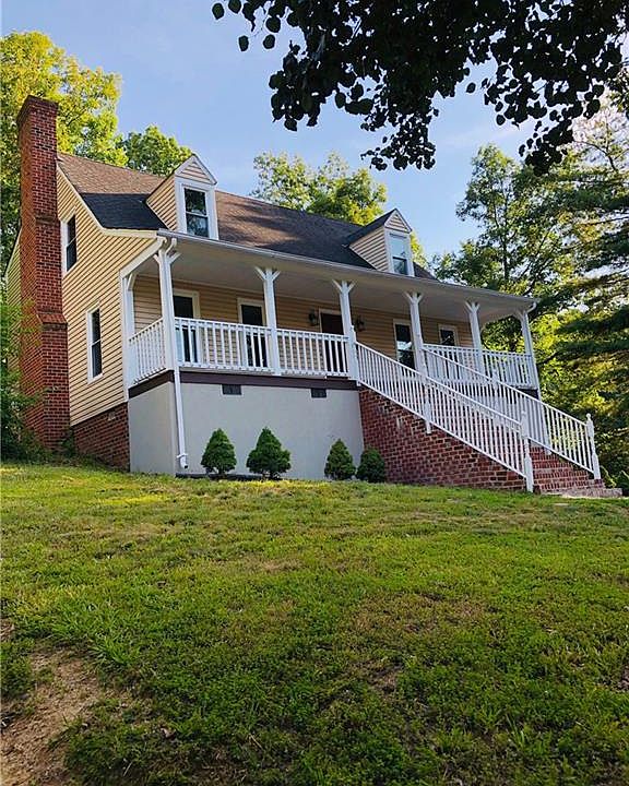 1st image of 9611 Della Dr