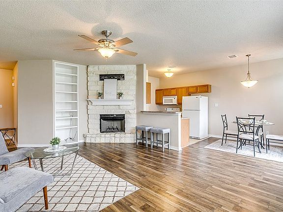 5th image of 6432 Bay Lake Dr