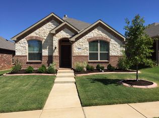 525 Wounded Knee Dr, Crossroads, TX 76227