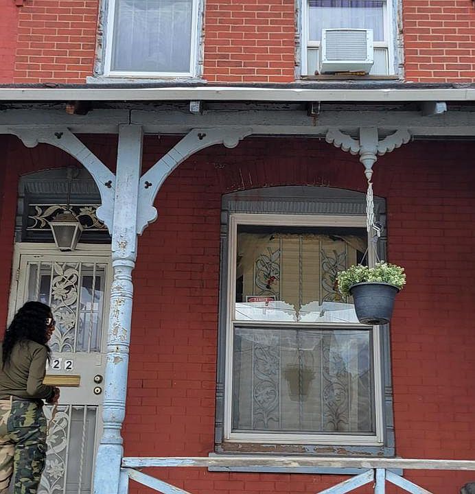 1st image of 422 N Wiota St