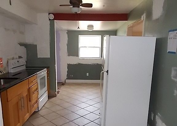 3rd image of 4227 36th Ave N