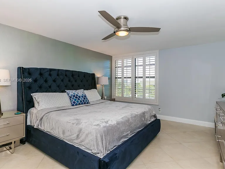 14 Royal Palm Way #601 — Photo 8