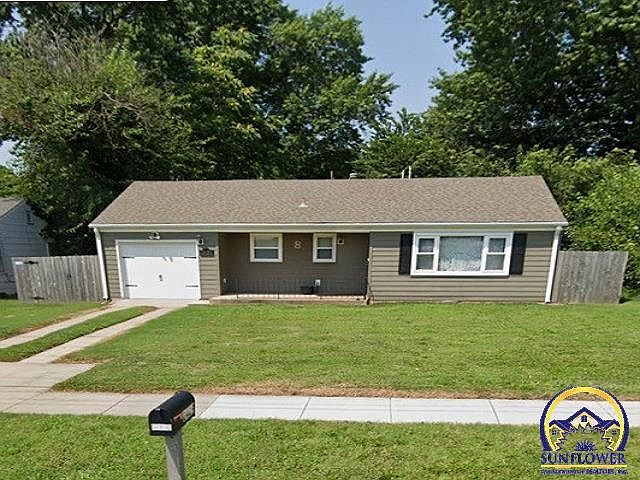 2429 SW Gage Blvd, Topeka, KS 66614 | Zillow