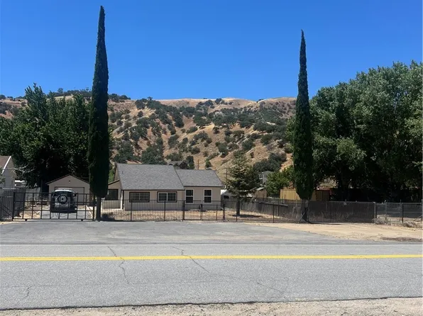 2105 Lebec Rd, Lebec, CA 93243