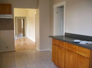 6829 S Emerald Ave, Chicago, IL 60621