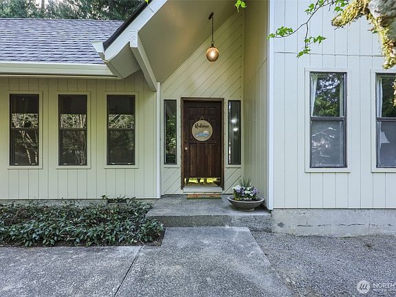 4th image of 4117 Green Cove Street NW