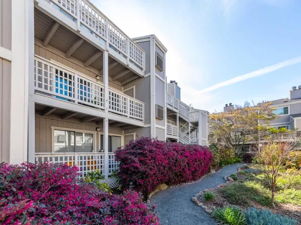 2709 Oak Rd APT I, Walnut Creek, CA 94597