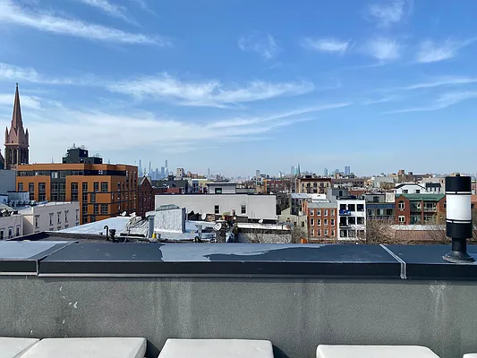 Rented by EXR | media 56