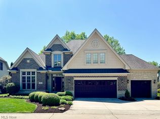 32505 Breakers Blvd, Avon Lake, OH 44012