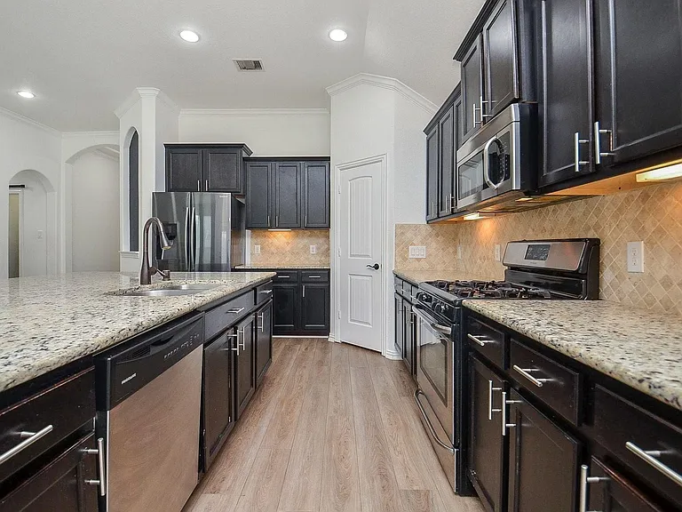 14806 Raleighs Meadow Ct — Photo 8