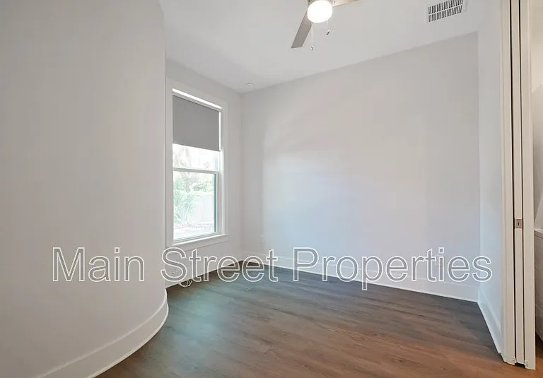 379 Clubbs St — Photo 7