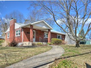 3514 Cloverfield Rd, Harrisburg, PA 17109