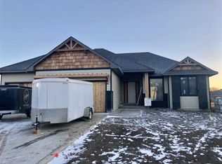 642 Fawn Holw, Dakota Dunes, SD 57049