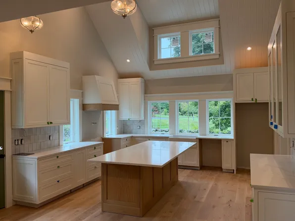 147 Highland St, Berlin, MA 01503