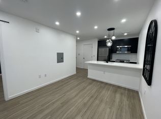 556P Market St #1B, Newark, NJ 07105