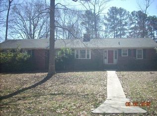 201 Wakefield Dr, Iva, SC 29655