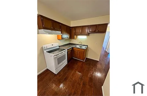 3124 Meriday Ln Photo 1
