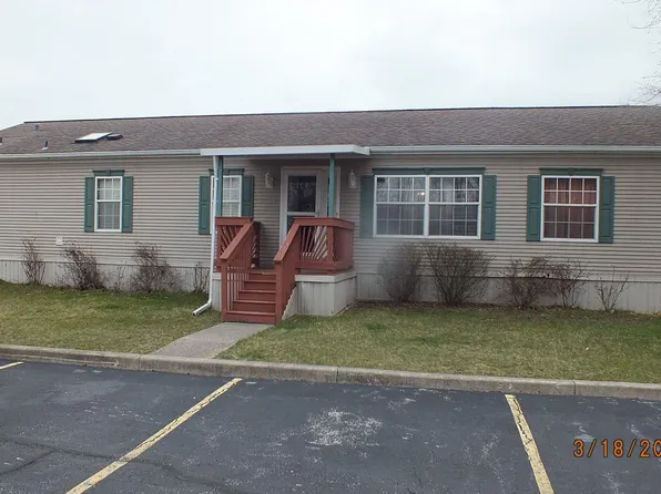 538 Burwick, Temperance, MI 48182
