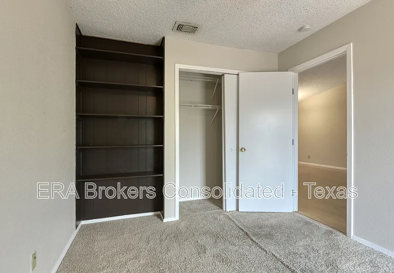 4119 Medical Dr #304F — Photo 9