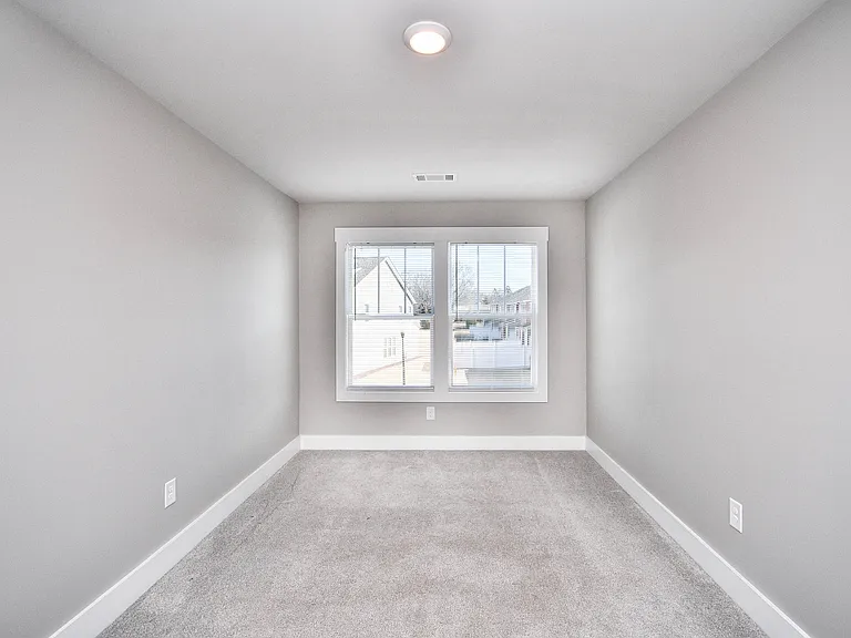 26 Starlake Rd — Photo 11