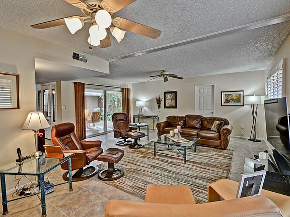 3rd image of 10708 W El Capitan Cir