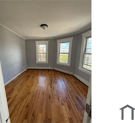 3 bed, $2,000 — Photo 3