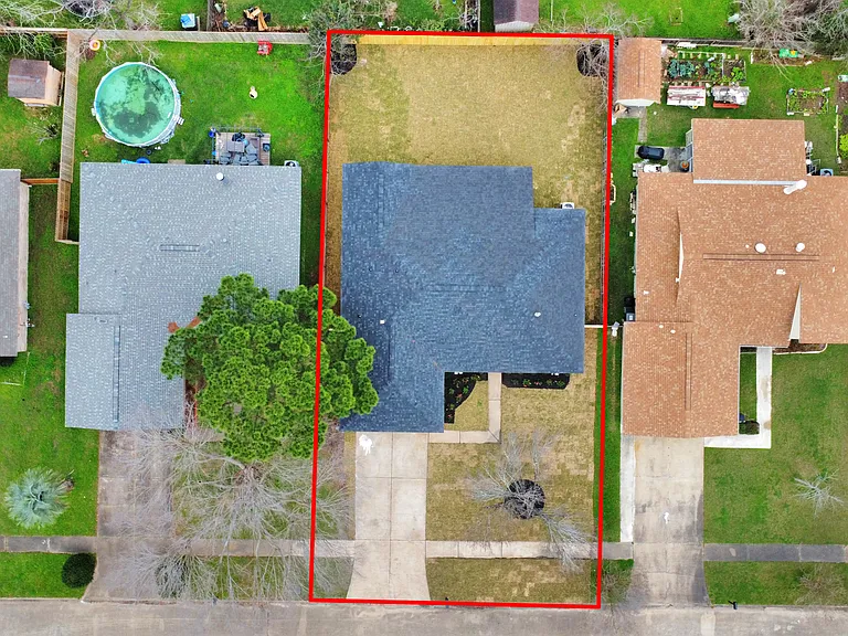 Falcon Meadow Dr — Photo 20