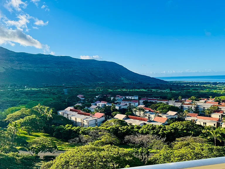 Postcard Perfect views of Makaha from your 11th floor lanai!