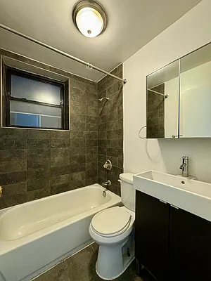 Rented by Mauro Bros Real Estate Services LLC | media 28