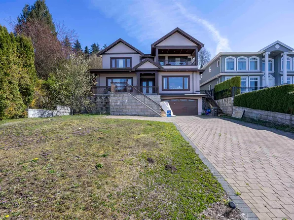 7282 Ridge Dr, Burnaby, BC V5A 1B5