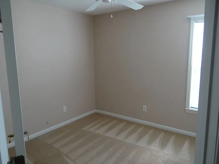 2528 Oriole Dr — Photo 16