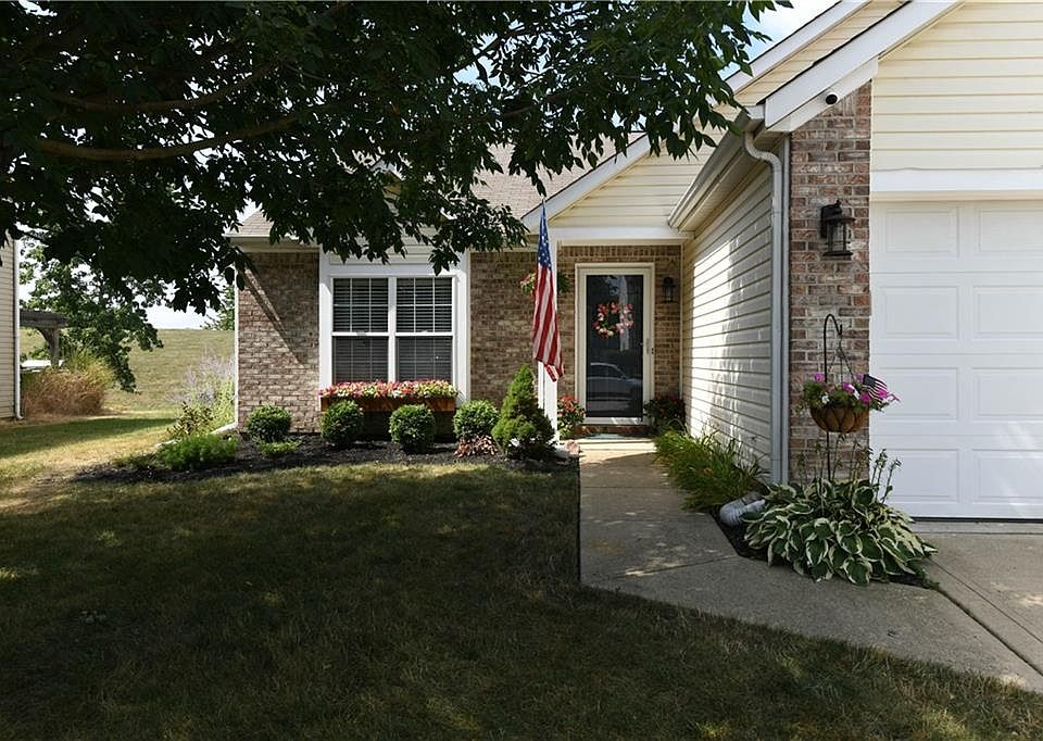 1st image of 12353 Carriage Stone Dr