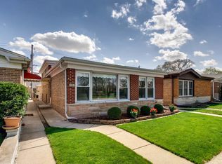 4105 W Devon Ave, Chicago, IL 60646